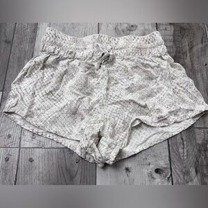 BEACH BUNNY Snake Daisy Swim Cover-Up Shorts Small